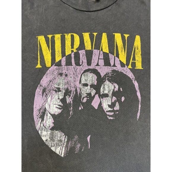 H&M Nirvana Graphic T-shirt Women XS Gray Short Sleeve Music - Picture 2 of 5